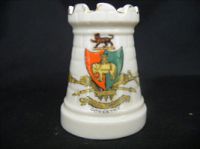 11072 Arcadian Crested China  - Castle Chess Piece - Coventry