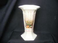 5894 Arcadian Crested China Hexagonal Vase Lucky White Heather from Torquay