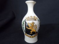 12064 Savoy Crested China WW1 Vase - Foreign Crest Dinant - War Inscription