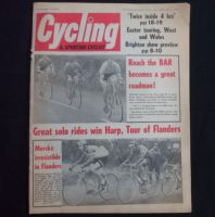 PJ442 Cycling & Sporting Cyclist Magazine Week Ending April 5th 1969