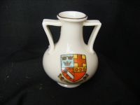 10940 WH Goss Crested China Walmer Vase - Framlingham